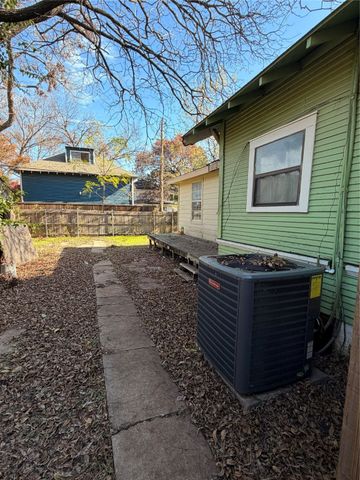 216 N Waverly Drive, Dallas, TX 75208