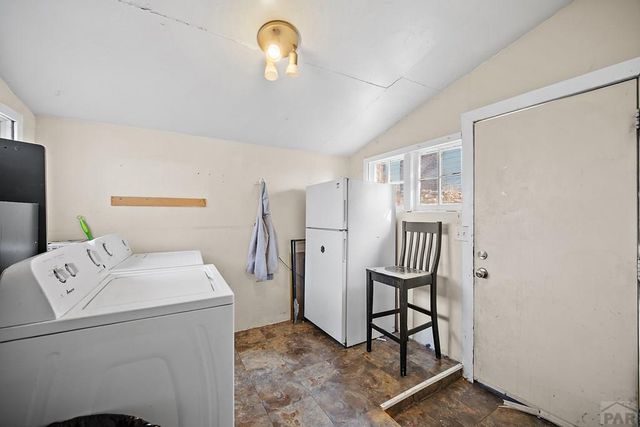 909 E 11th St, Pueblo, CO 81001