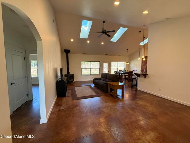 80 Carlson DR, Sandpoint, ID 83864