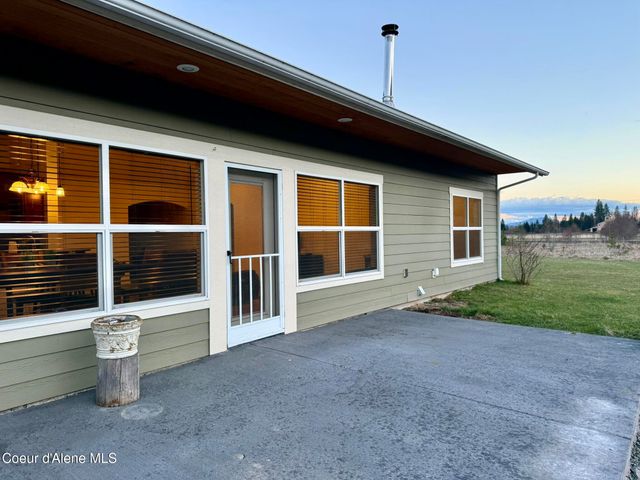 80 Carlson DR, Sandpoint, ID 83864