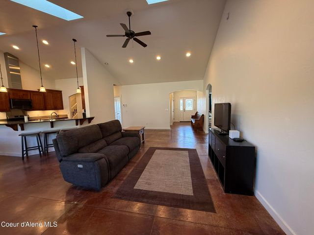 80 Carlson DR, Sandpoint, ID 83864