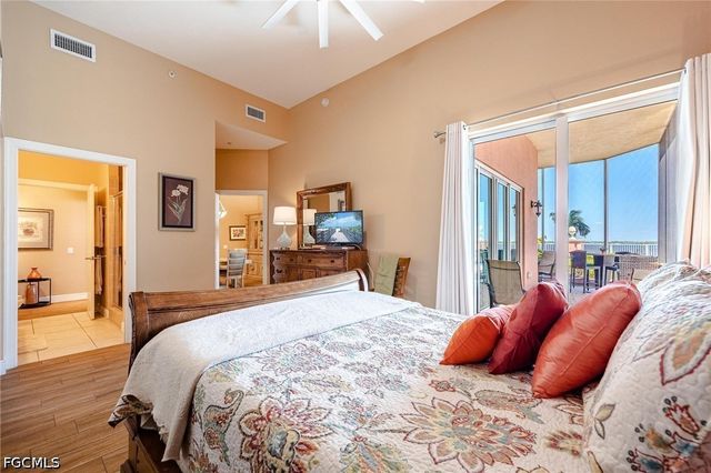 2745 1st ST 306, Fort Myers, FL 33916