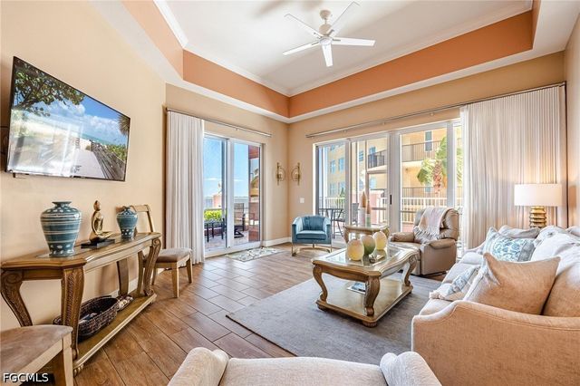 2745 1st ST 306, Fort Myers, FL 33916