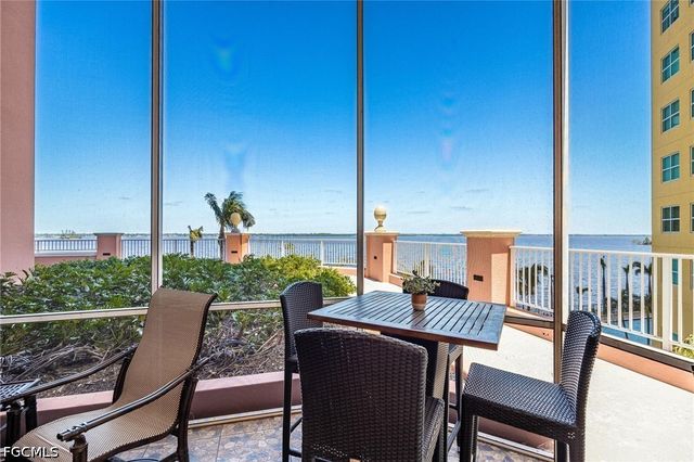 2745 1st ST 306, Fort Myers, FL 33916