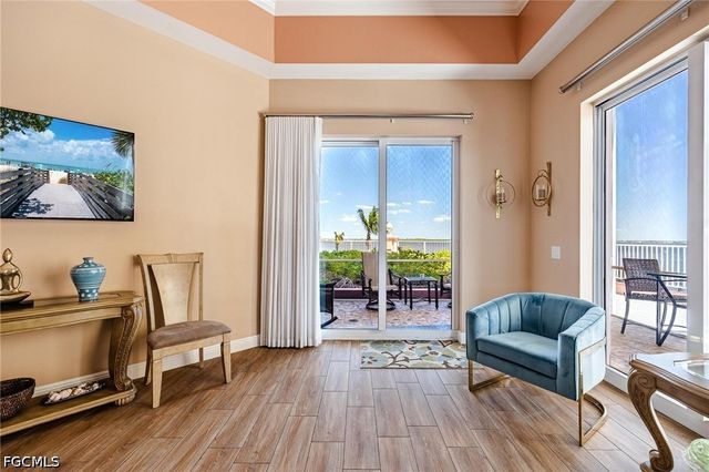 2745 1st ST 306, Fort Myers, FL 33916