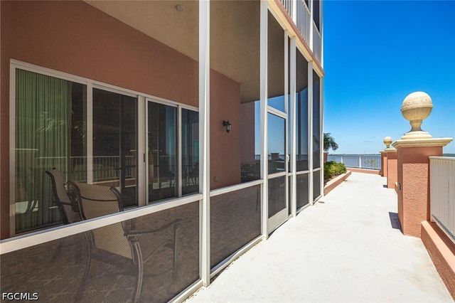 2745 1st ST 306, Fort Myers, FL 33916