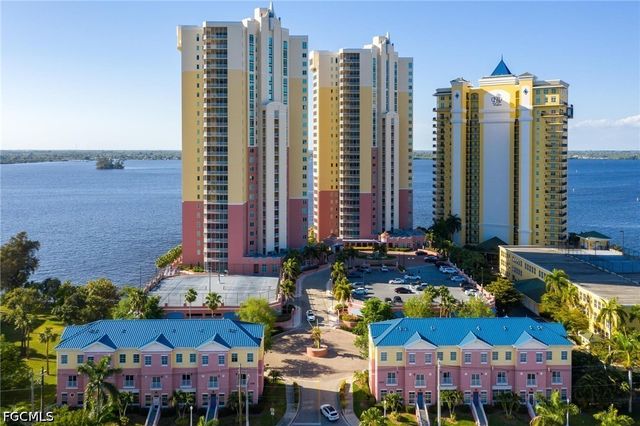 2745 1st ST 306, Fort Myers, FL 33916