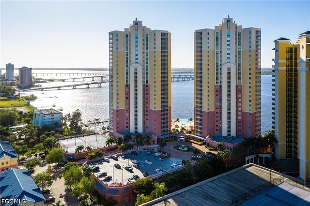 2745 1st ST 306, Fort Myers, FL 33916