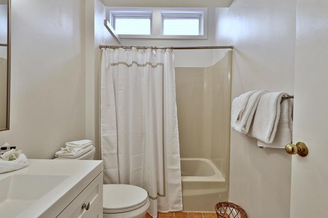 106 Fox Hollow Village C4, Mendon, VT 05701