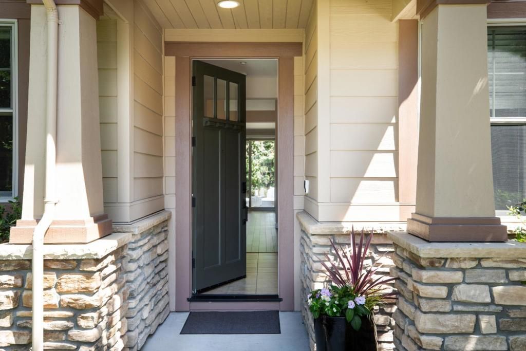 Image 3 of property listing at 819 Wilmington Terrace, Sunnyvale, CA 94087