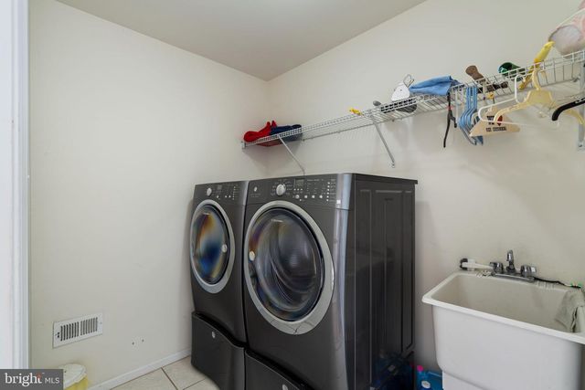 2719 MEYER PL, Philadelphia, PA 19114