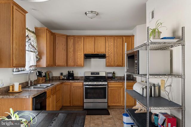 2719 MEYER PL, Philadelphia, PA 19114