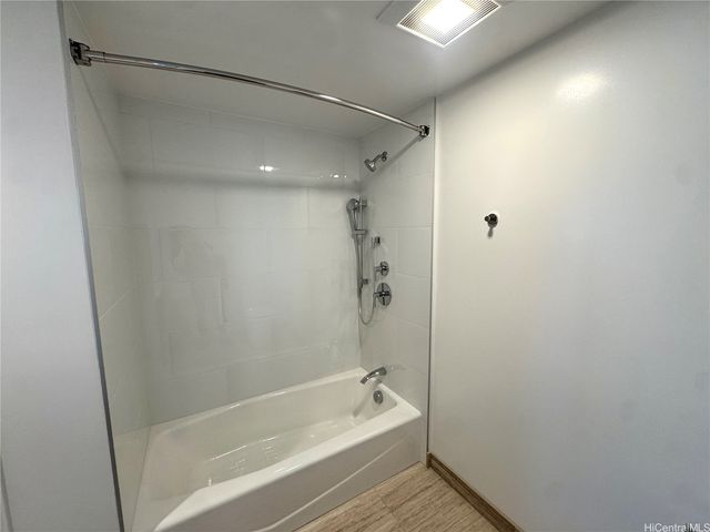 1515 Liona Street 1211, Honolulu, HI 96814