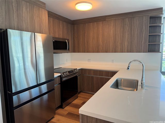 1515 Liona Street 1211, Honolulu, HI 96814