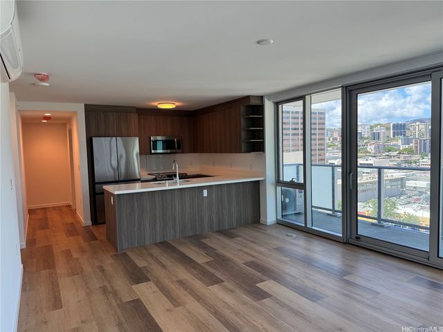 1515 Liona Street 1211, Honolulu, HI 96814