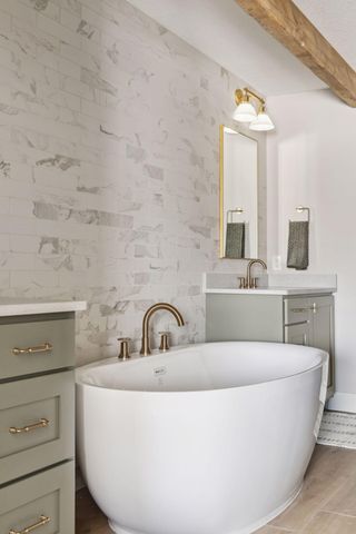 4765 139th Avenue NE, Ham Lake, MN 55304