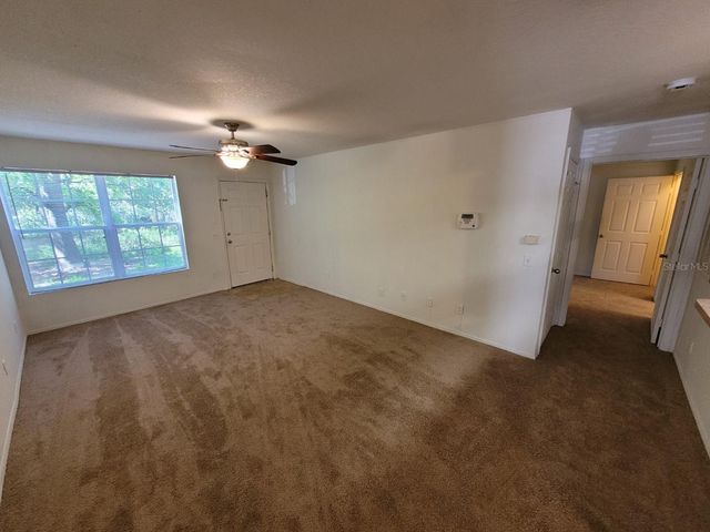 36106 LAKE CHASE BOULEVARD 104, Zephyrhills, FL 33541