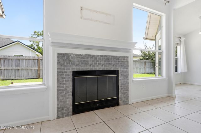 424 BUCKEYE Lane E, Jacksonville, FL 32259