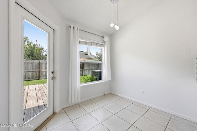 424 BUCKEYE Lane E, Jacksonville, FL 32259