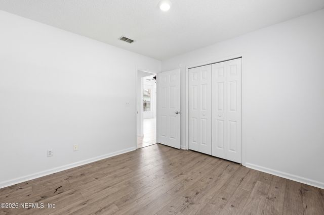 424 BUCKEYE Lane E, Jacksonville, FL 32259