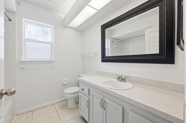 424 BUCKEYE Lane E, Jacksonville, FL 32259