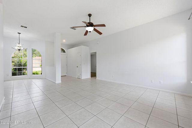 424 BUCKEYE Lane E, Jacksonville, FL 32259