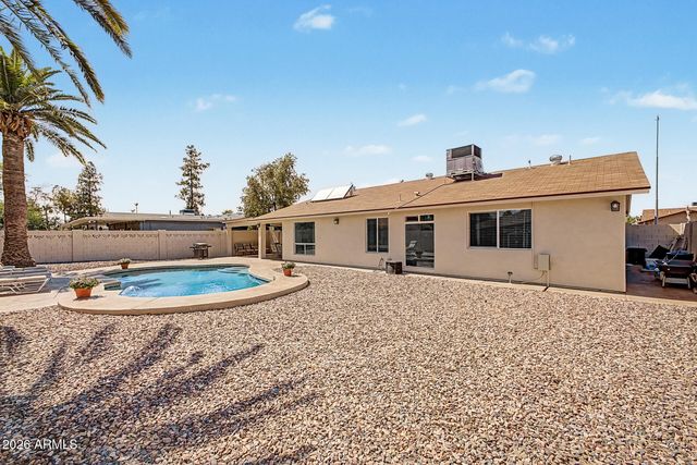 755 W LAGUNA AZUL Avenue, Mesa, AZ 85210