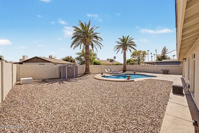 755 W LAGUNA AZUL Avenue, Mesa, AZ 85210