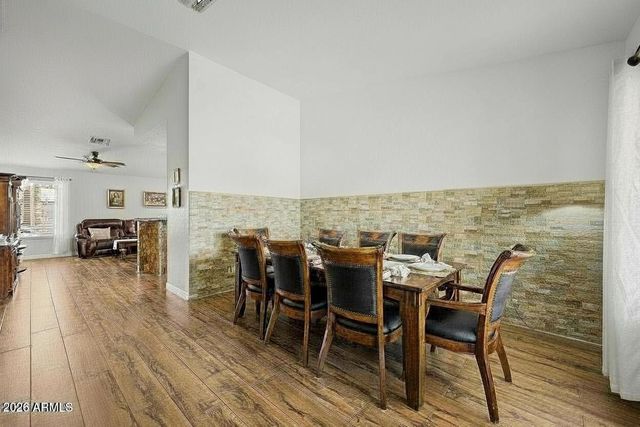 755 W LAGUNA AZUL Avenue, Mesa, AZ 85210