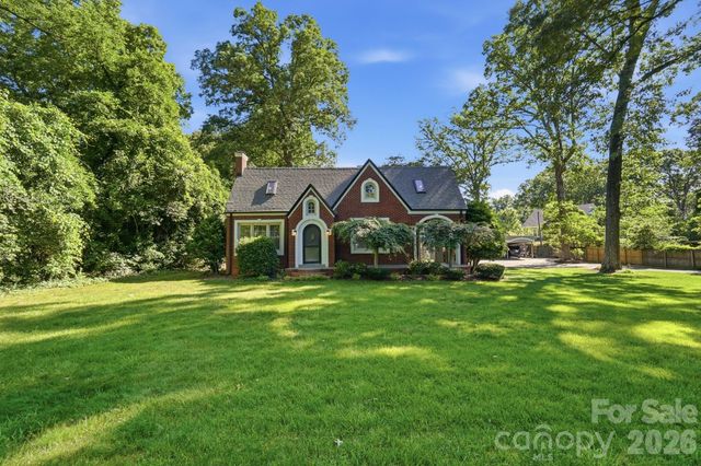 1624 S New Hope Road, Gastonia, NC 28054
