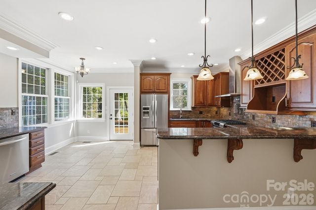 1624 S New Hope Road, Gastonia, NC 28054