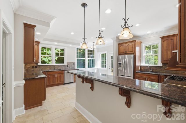 1624 S New Hope Road, Gastonia, NC 28054