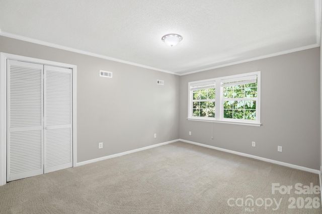 1624 S New Hope Road, Gastonia, NC 28054