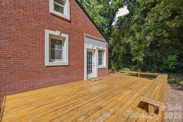 1624 S New Hope Road, Gastonia, NC 28054
