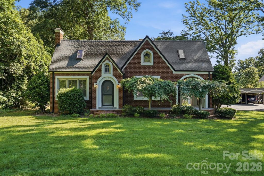 1624 S New Hope Road, Gastonia, NC 28054