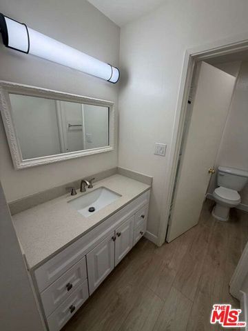 848 S Holt Street 203, Los Angeles, CA 90035