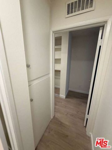 848 S Holt Street 203, Los Angeles, CA 90035