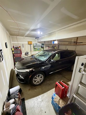 1037 Prairie Lane, Milan, MI 48160