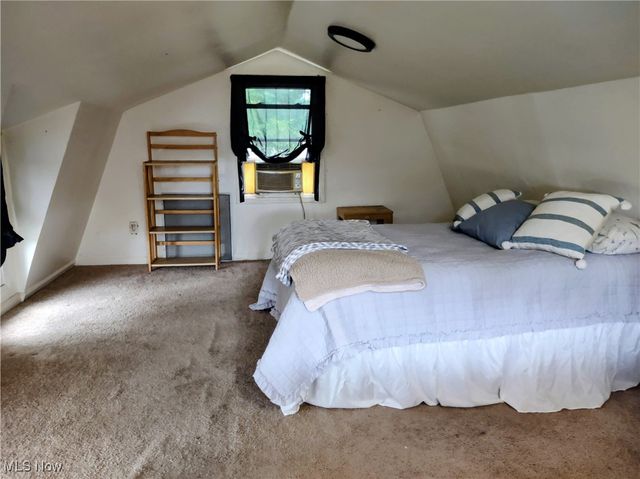 1511 Acoma Drive, Akron, OH 44306