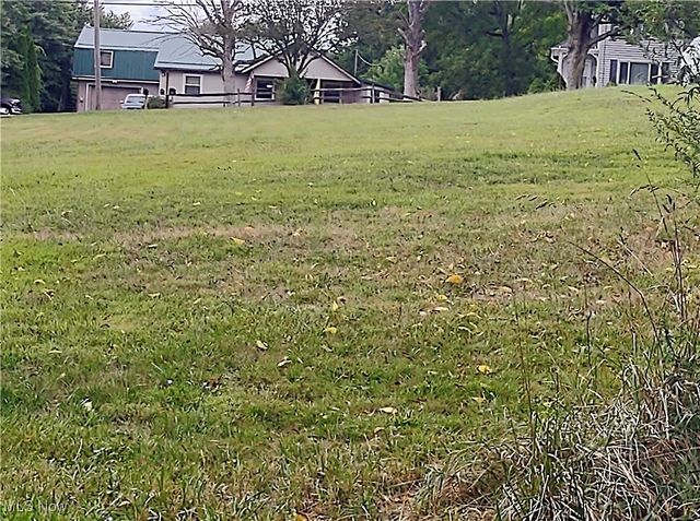 1511 Acoma Drive, Akron, OH 44306