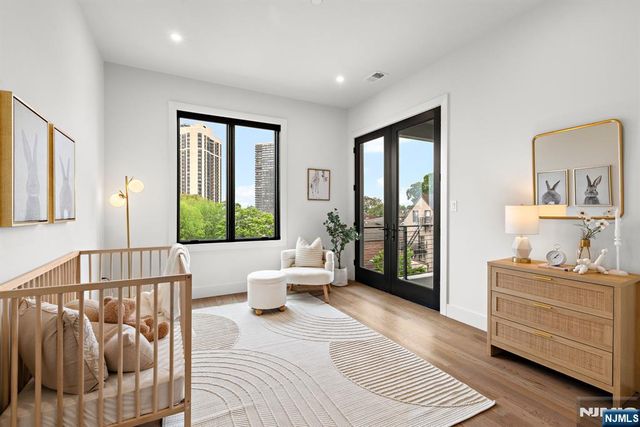 240 Columbia Avenue, Fort Lee, NJ 07024