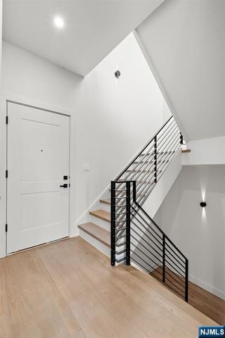 240 Columbia Avenue, Fort Lee, NJ 07024