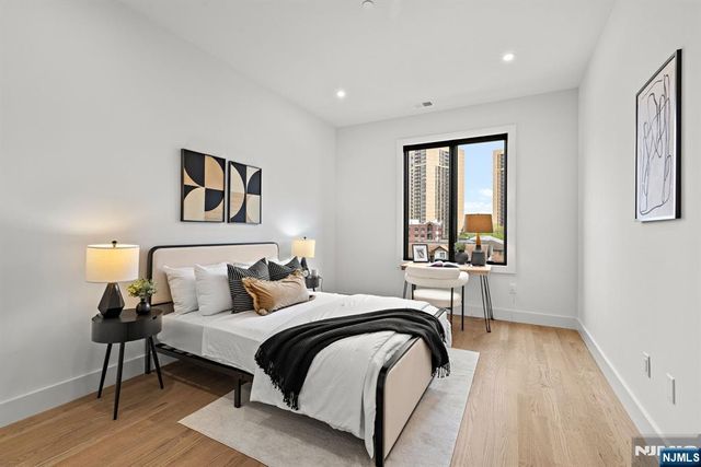 240 Columbia Avenue, Fort Lee, NJ 07024