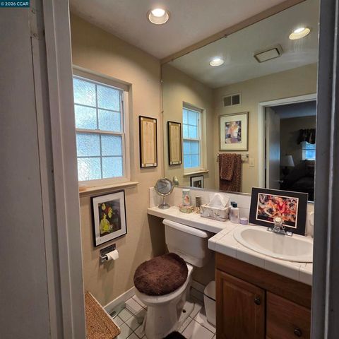 2190 Charlotte Ave, Concord, CA 94518