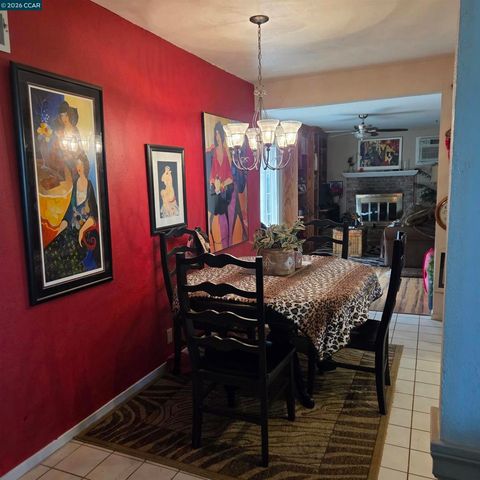 2190 Charlotte Ave, Concord, CA 94518