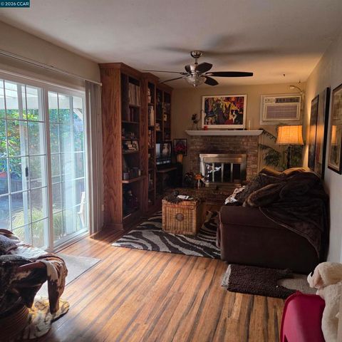 2190 Charlotte Ave, Concord, CA 94518