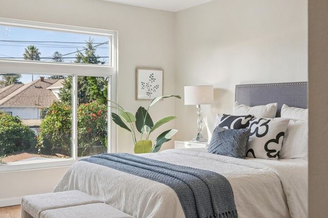 2932 2932 Marina Dr, Alameda, CA 94501