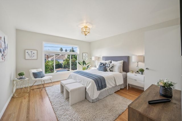 2932 2932 Marina Dr, Alameda, CA 94501