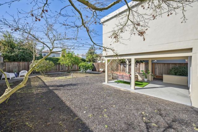 2932 2932 Marina Dr, Alameda, CA 94501