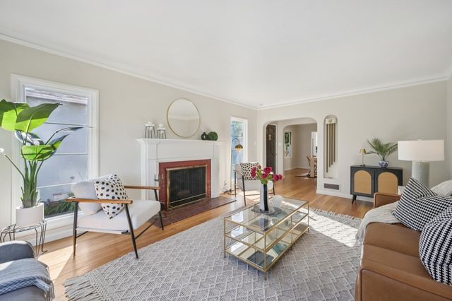 2932 2932 Marina Dr, Alameda, CA 94501